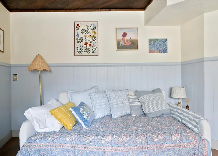 Forest-view 'foxwood Cottage' In Star Valley! Holiday home